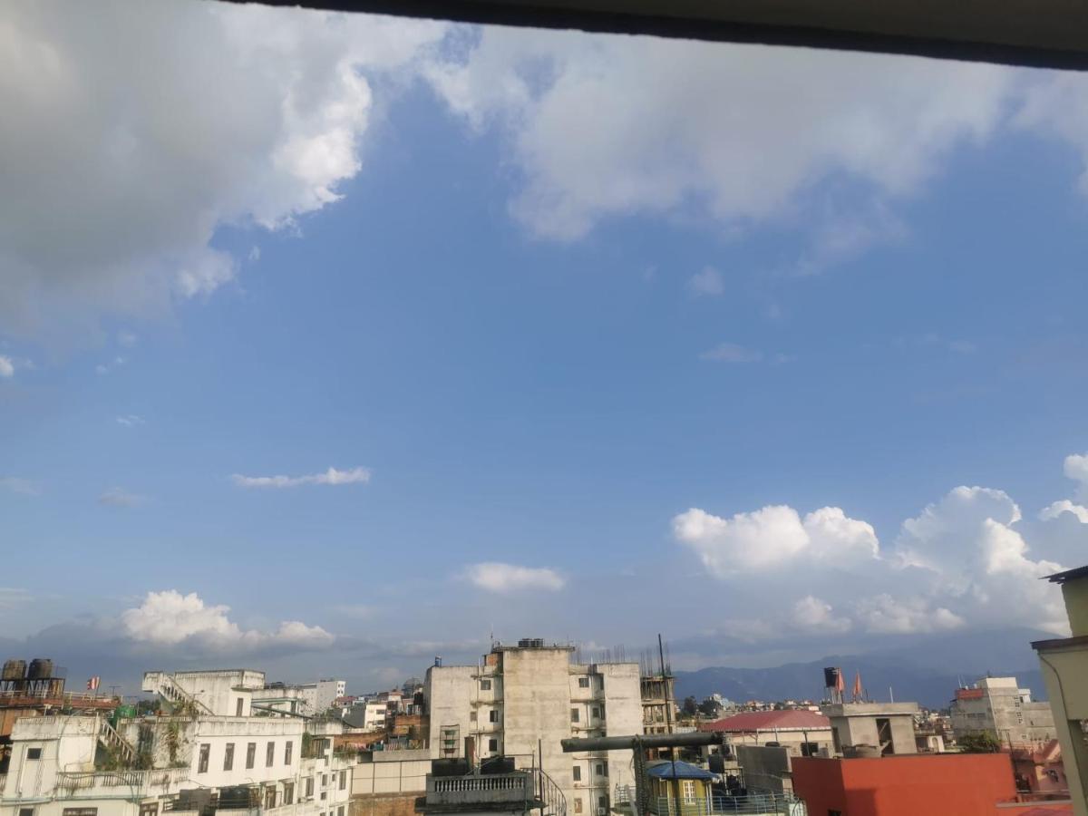 Om Bramha Hotel Kathmandu Exteriör bild